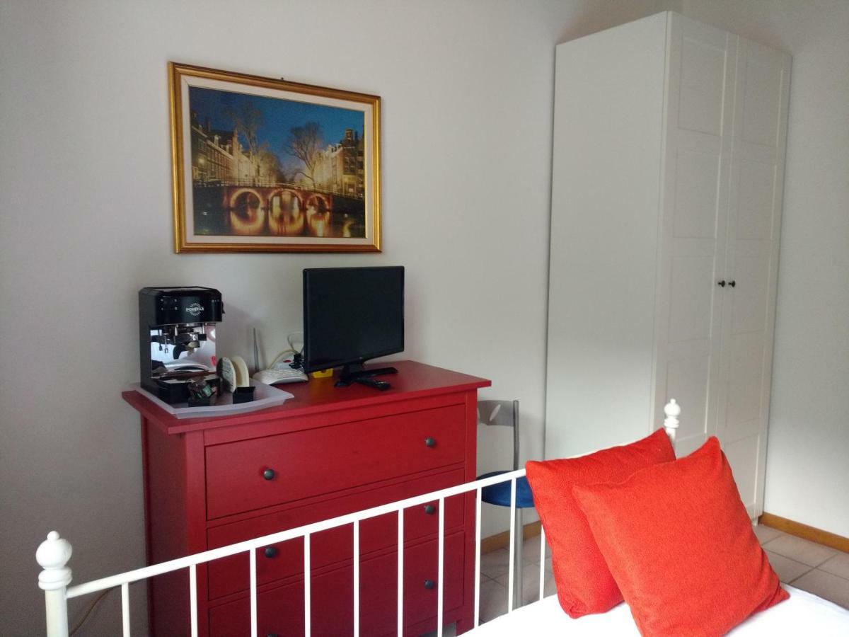 Eridia'S Room Crone Esterno foto