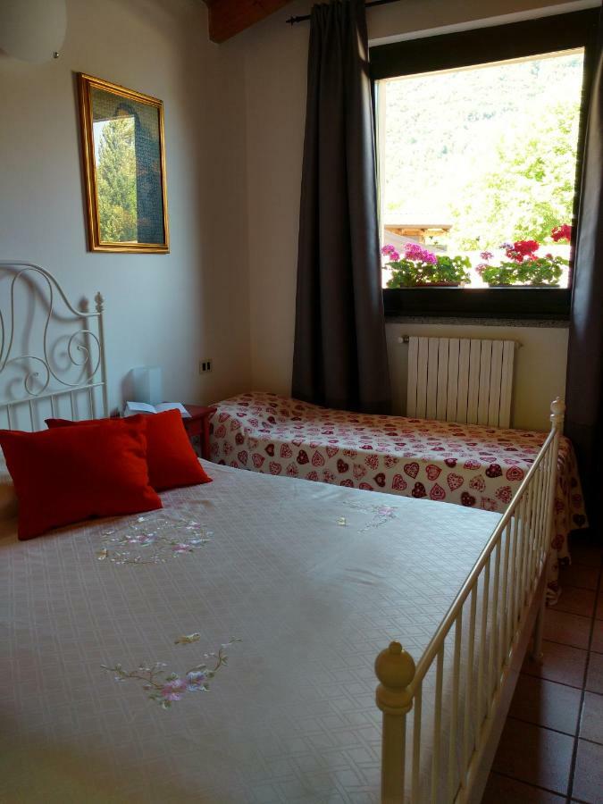 Eridia'S Room Crone Esterno foto