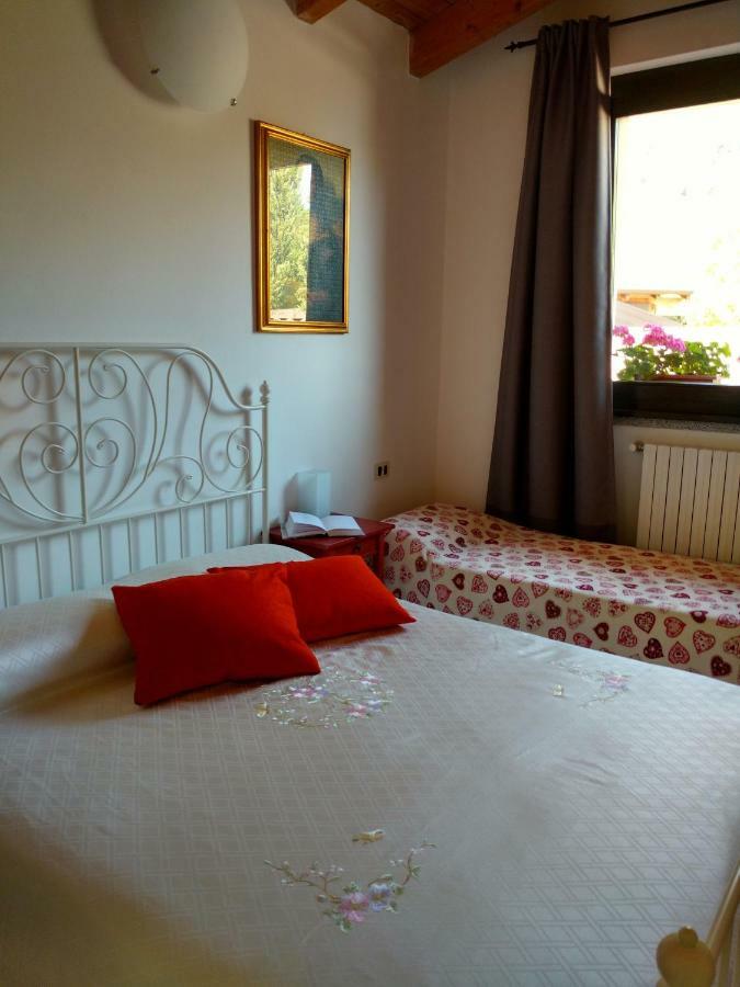 Eridia'S Room Crone Esterno foto